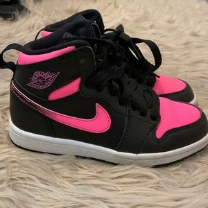 Kids Jordan 1 Retro high